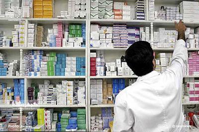 نظارت بر داروخانه ها و شرکت های پخش دارو در استان انجام می شود/حذف قوانین و موانع مخل تولید دارو