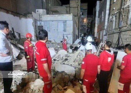 انفجار و ریزش ساختمان در ملارد با ۵ مفقودی احتمالی/ جست‌وجوی مفقودین با حضور امدادگران هلال‌احمر 